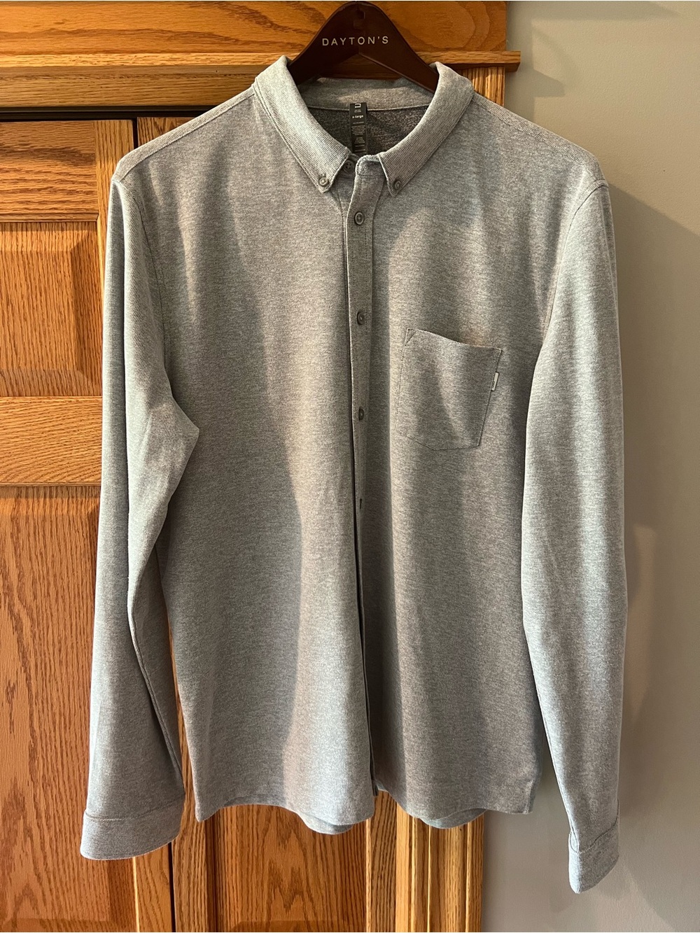 Vuori Men's Grey Button-Down Long Sleeve Shirt